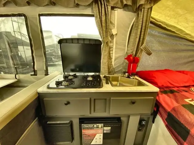 2025 Forest River RV Flagstaff MAC Series 191MT in Travel Trailers & Campers in Bedford - Image 16