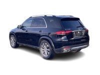 Heated Front Seats, Backup Camera, Leather, Sunroof, Push Button Start, AWD. Recent Arrival! 2022 Me... (image 6)