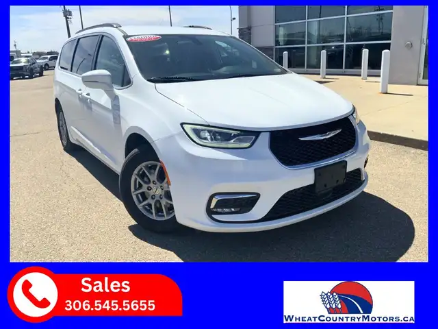 2021 Chrysler Pacifica Touring FWD | Power Sliding Doors | Comma