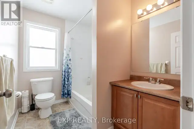 1049 FIELDFAIR WAY Ottawa, Ontario in Houses for Sale in Ottawa - Image 36