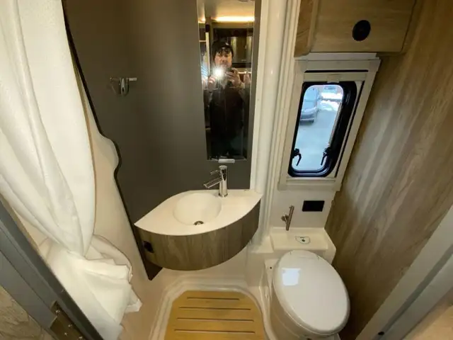 2026 Winnebago Winnebago EKKO 22A in RVs & Motorhomes in Bedford - Image 21