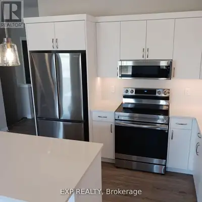 Modern 1-Year-Old Townhome for Rent in Northcrest Estates Of Tillsonburg, 2-storey townhome featurin...