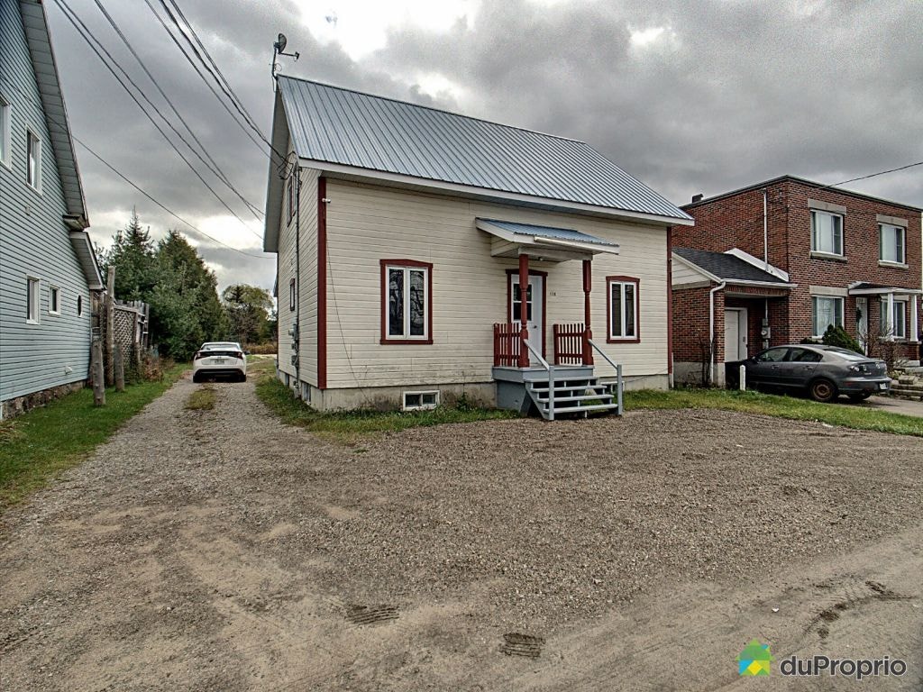 $280,000 - 2 Storey for sale in Mandeville — photo 1