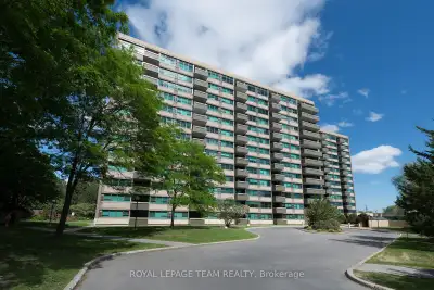 High above the treetops, situated in a tranquil corner of the city, this penthouse at 555 Brittany o...