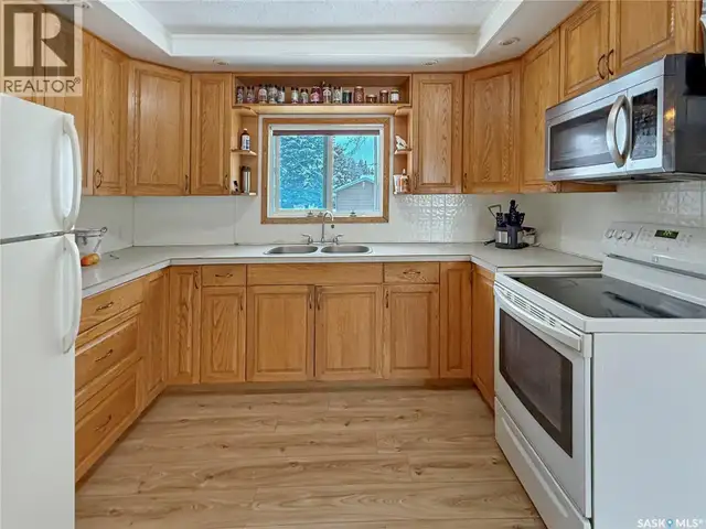 210 1st STREET W Meath Park, Saskatchewan in Houses for Sale in Meadow Lake - Image 5