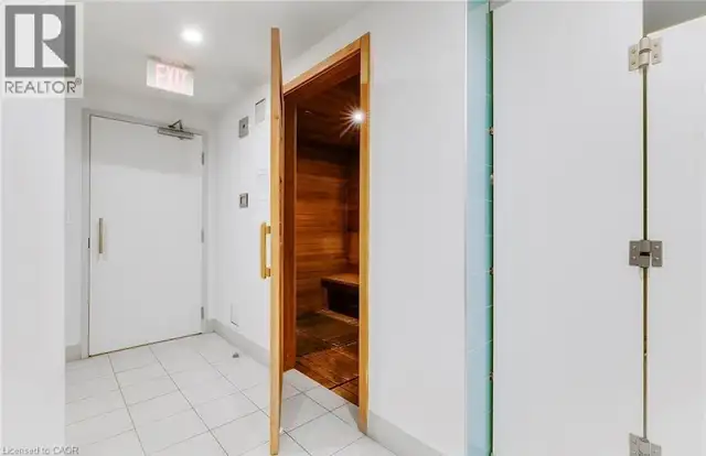 165 LEGION Road N Unit# 933 Toronto, Ontario in Long Term Rentals in Mississauga / Peel Region - Image 8