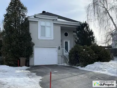 Bienvenue à une magnifique maison à paliers multiples située au coeur de Notre-Dame-de-l'Île Perrot....