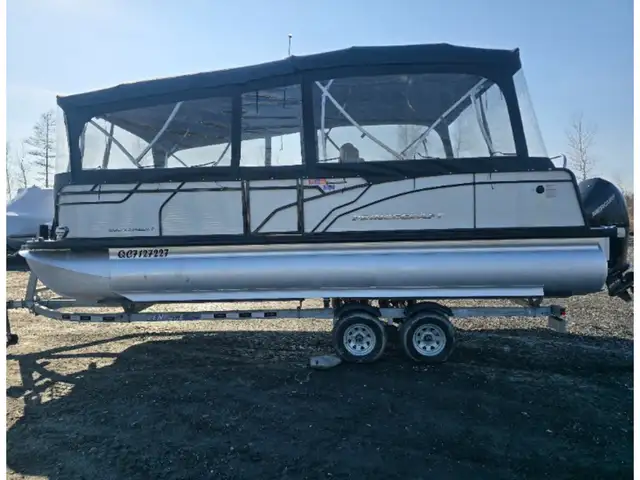 2020 Princecraft QUORUM 23 XT in Powerboats & Motorboats in Rimouski / Bas-St-Laurent - Image 10