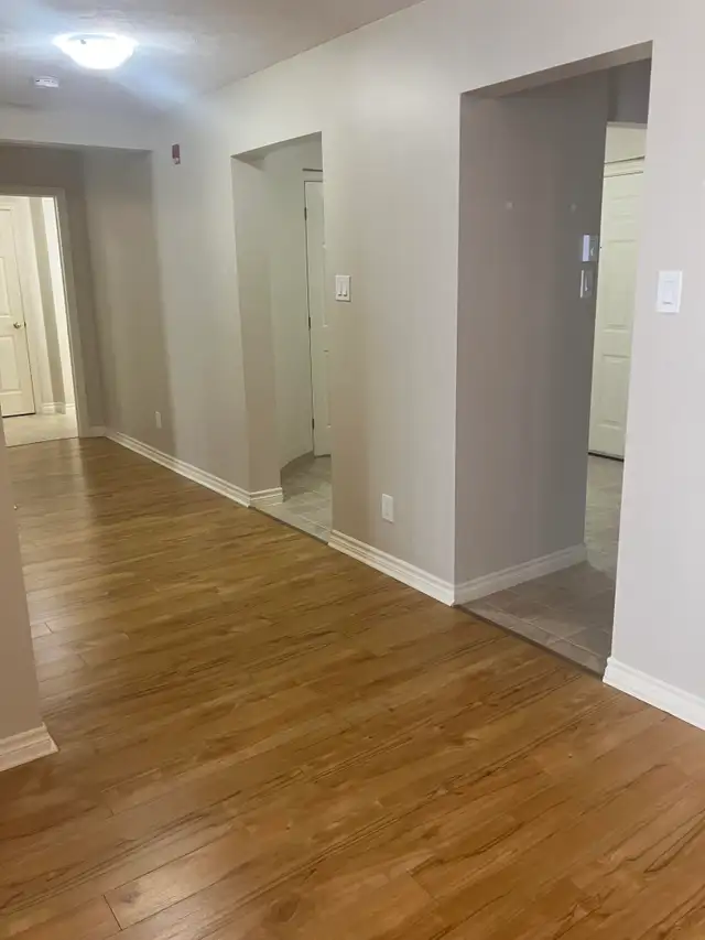 MATURE LIVING  , Northside INCLUDES INSUITE LAUNDRY !!