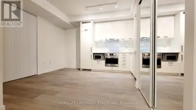 Mobilio One Bedroom Unit, Locker Included, Clear View! Ensuite Laundry, Stainless Steel Kitchen Appl...