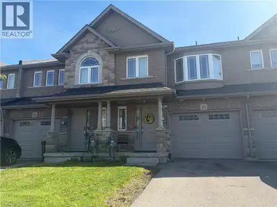 This stunning 3-bedroom, 2 1/2 bath townhouse in Stoney Creek offers a spacious and modern living ex...
