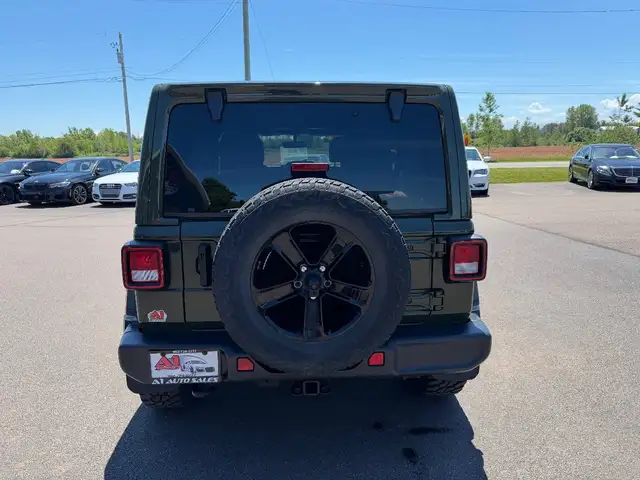 2021 Jeep Wrangler SAHARA ALTITUDE 4WD in Cars & Trucks in Summerside - Image 6