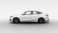 La toute nouvelle BMW 228i xDrive 2024 laisse les conventions derrière. La Série 2 combine une appar... (image 3)