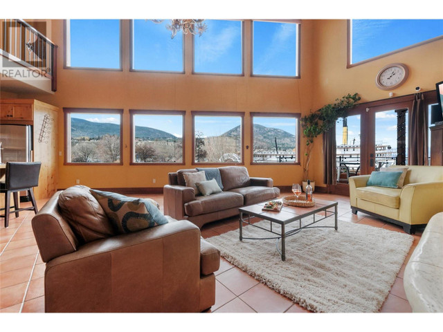 1070 Lakeshore Drive W Unit# 201 & 202 Penticton, British Columb in Houses for Sale in Penticton - Image 3