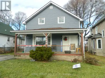 GREAT DUPLEX ONE BLOCK FROM BEAUTIFUL NIAGARA RIVER . MAIN FLOOR UNIT RENTED . UPPER 2 BDRM UNIT VAC...