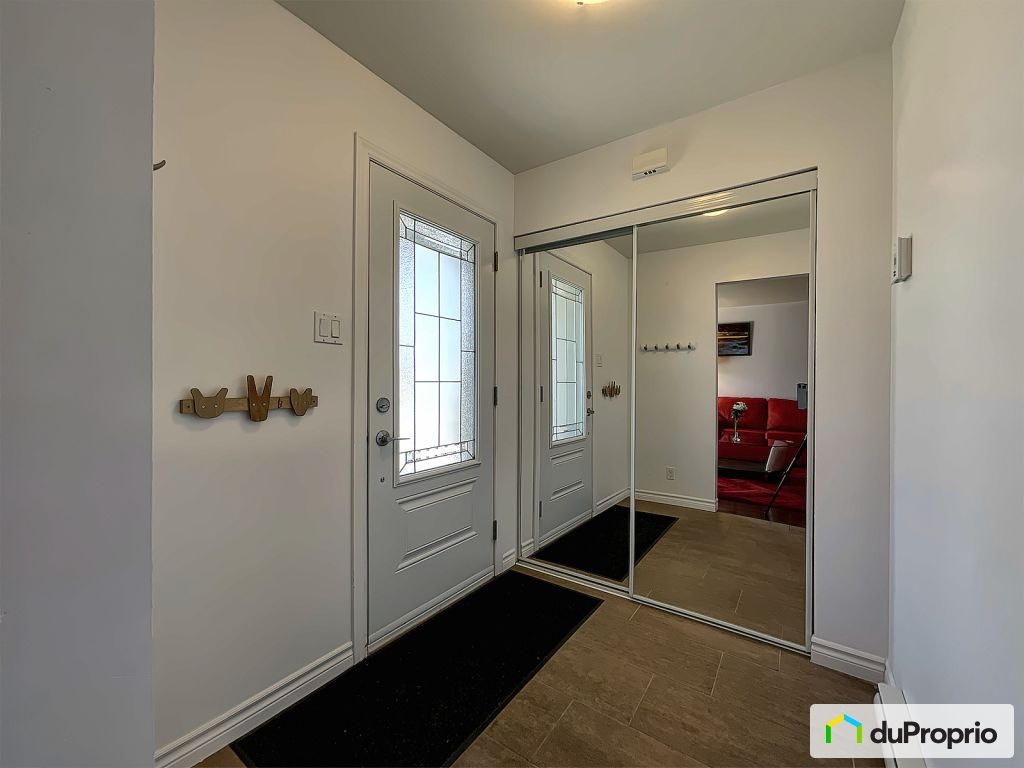$535,000 - Townhouse for sale in St-Hyacinthe — photo 2