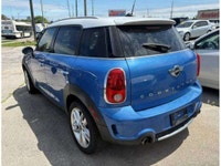 NO ACCIDENTS!! CARFAX CLEAN!! LEATHER INTERIOR, MANUAL TRANSMISSION, HEATED SEATS, ALLOY WHEELS, A/C... (image 3)