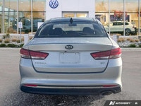 IIHS Top Safety Pick. Only 97,000 Miles! This Kia Optima boasts a Regular Unleaded I-4 2.4 L/144 eng... (image 3)