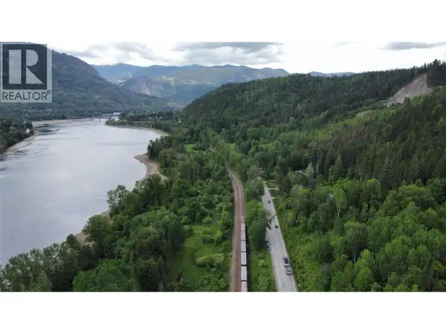 Arrow Lake 10 Lot Package Arrow Lakes Drive Castlegar, British C in Land for Sale in Nelson - Image 12