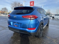 This remarkably versatile 2017 Hyundai Tucson Premium is engineered for Canadian roads and a demandi... (image 4)