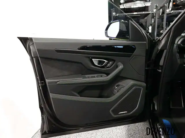 2024 Lamborghini Urus Urus S 657HP6041281146919424010