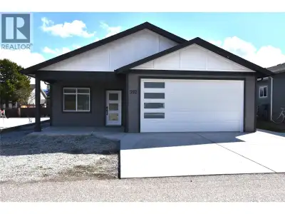 Welcome to 592 Nighthawk Avenue, nestled in the beautiful Parker Cove community. This newly construc...