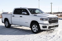 WHEELS: 18 X 8 ALUMINUM (STD),ENGINE: 3.6L PENTASTAR VVT V6 W/ETORQUE (STD),GVWR: 3 129 KGS (6 900 L... (image 5)