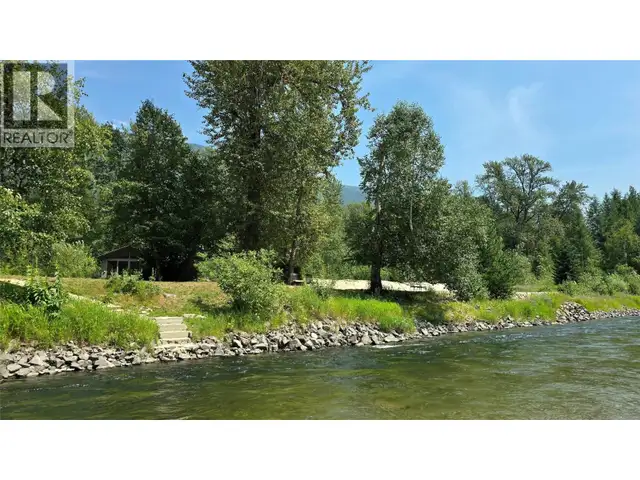 6 Highway Lot# B Crescent Valley, British Columbia in Land for Sale in Nelson - Image 33