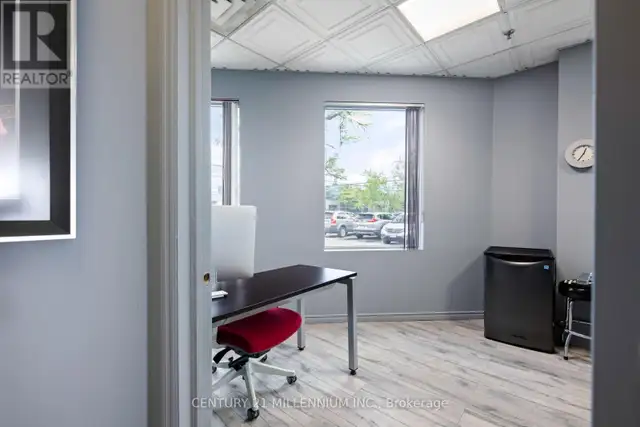 18 - 2355 DERRY ROAD E Mississauga (Northeast), Ontario in Commercial & Office Space for Sale in Mississauga / Peel Region - Image 23