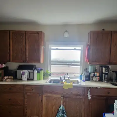 Top-Floor 3-Bedroom Apartment in Saint John, West Experience comfort, convenience, and stunning bay...