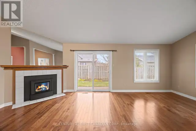 12 - 90 ONTARIO STREET S Lambton Shores (Grand Bend), Ontario in Condos for Sale in Grand Bend - Image 14