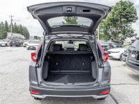 Discover premium comfort and versatile capability with the 2022 Honda CR-V Touring AWD. Finished in... (image 6)