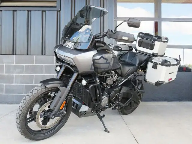 2022 Harley-Davidson RA1250S - Pan America 1250 Special in Sport Touring in Cambridge - Image 2