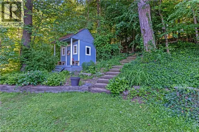 37 YELLOW BIRCH Drive Kitchener, Ontario in Houses for Sale in Kitchener / Waterloo - Image 7