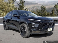 Experience sophisticated utility with this striking 2025 Chevrolet Trax ACTIV. Clad in sleek Mosaic... (image 6)