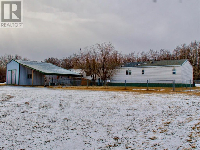 83007 722 Township Rural Grande Prairie No. 1, County of, Albert in Houses for Sale in Grande Prairie - Image 2