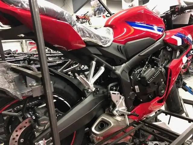 2025 HONDA CBR 650 RACS ABS E-Clutch Sold.. More Coming Soon !! in Sport Bikes in Winnipeg - Image 3
