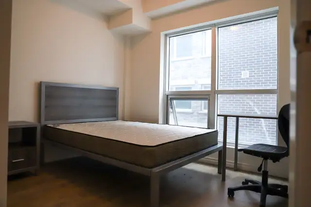 Jan-Aug Rental At Laurier In Waterloo in Long Term Rentals in Kitchener / Waterloo - Image 21