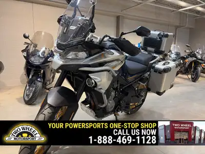 Welcome to Two Wheel Motorsport LOW LOW KMS-LIKE NEW!!! and LOTS of bike for the Money! The bold sty...