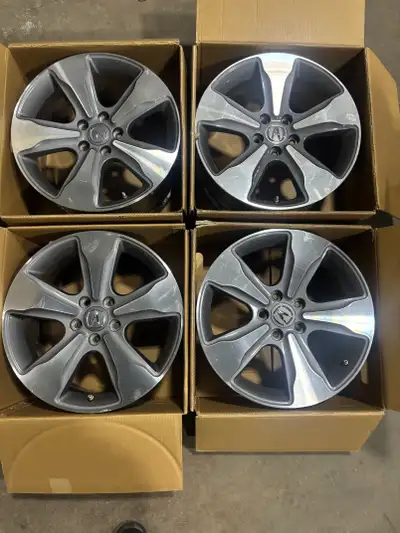 18" OEM Acura MDX Wheels Excellent Condition offset 55 Size: 18x8J Bolt Pattern: 5x114.3 Centre Bore...