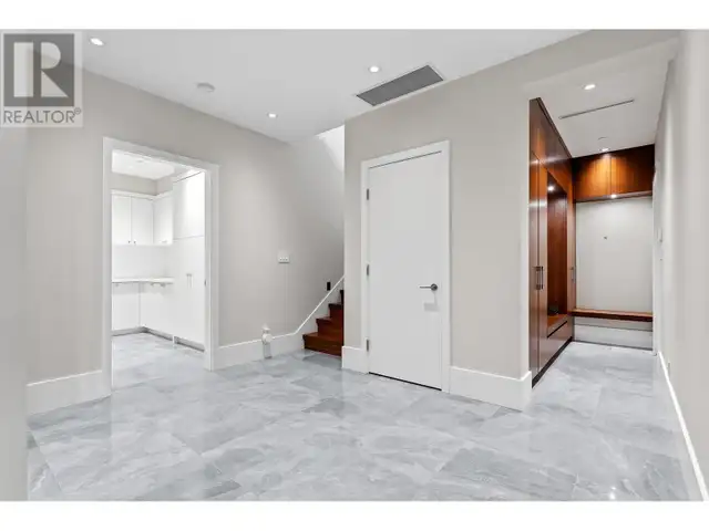 2823 CHIPPENDALE ROAD West Vancouver, British Columbia in Condos for Sale in Downtown-West End - Image 22