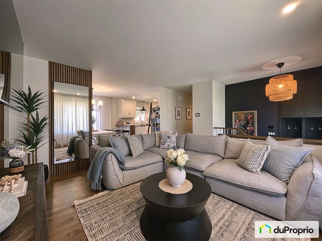 $429,900 - Bungalow for sale in Shawinigan (Shawinigan-Sud) — photo 1