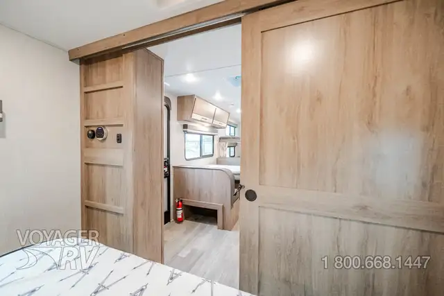 2023 Grand Design Imagine XLS 23BHE in Travel Trailers & Campers in Kelowna - Image 28