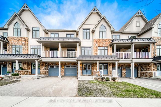 2 Bdrm FREEHOLD Townhome with Parking! Move-In Ready! in Houses for Sale in Markham / York Region