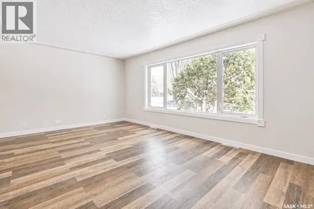 1321 Jubilee AVENUE Regina, Saskatchewan in Houses for Sale in Regina - Image 3