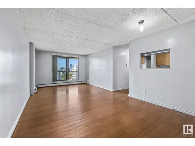 #1005 9917 110 ST NW Edmonton, Alberta62864392817666124
