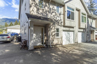 1 548 PARK STREET Hope, British Columbia