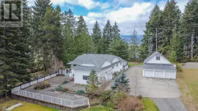 Family home on acreage in rural Cherry Creek. Situated at the end of a no-through road, this home fe...
