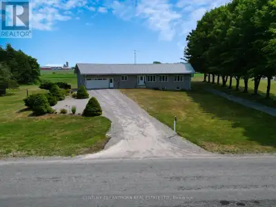 Country Charm with a perfect blend of space, privacy and opportunity. A great home to retire or rais...