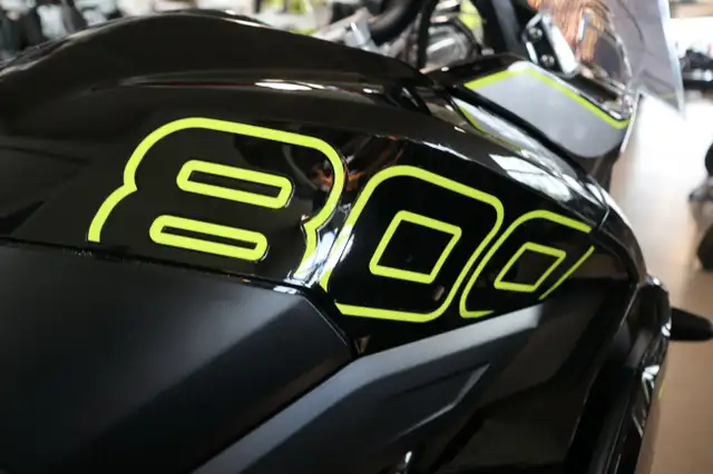 2025 Triumph Tiger Sport 800 Sapphire Black in Sport Touring in Edmonton - Image 6